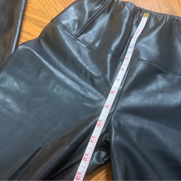 Wilfred Free pants, small, black faux leather. Aritzia black pants - Picture 5 of 8